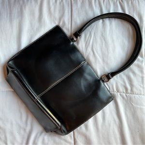 Wilson’s leather purse